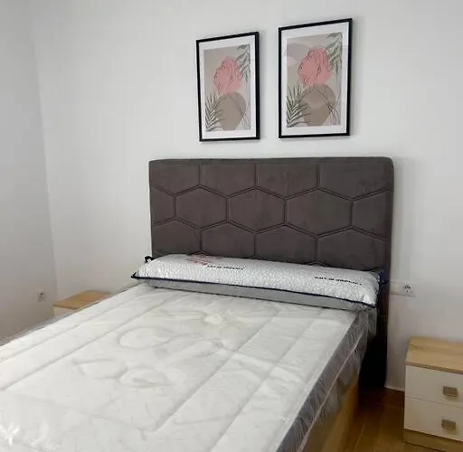 Rockside Residences Suites La Linea